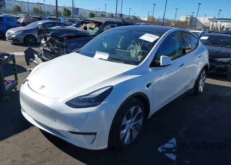 2021 Tesla Model Y Long Range Dual Motor All-Wheel Drive из США, поврежденный, VIN 5YJYGDEE3MF240709
